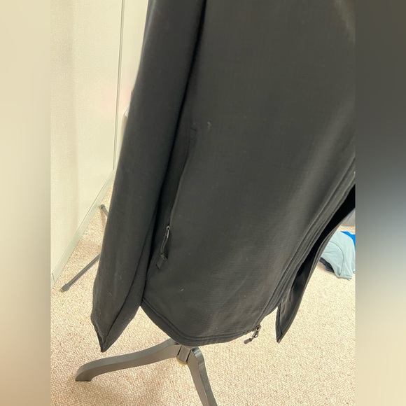 Mens medium north face jacket - Picture 7 of 8